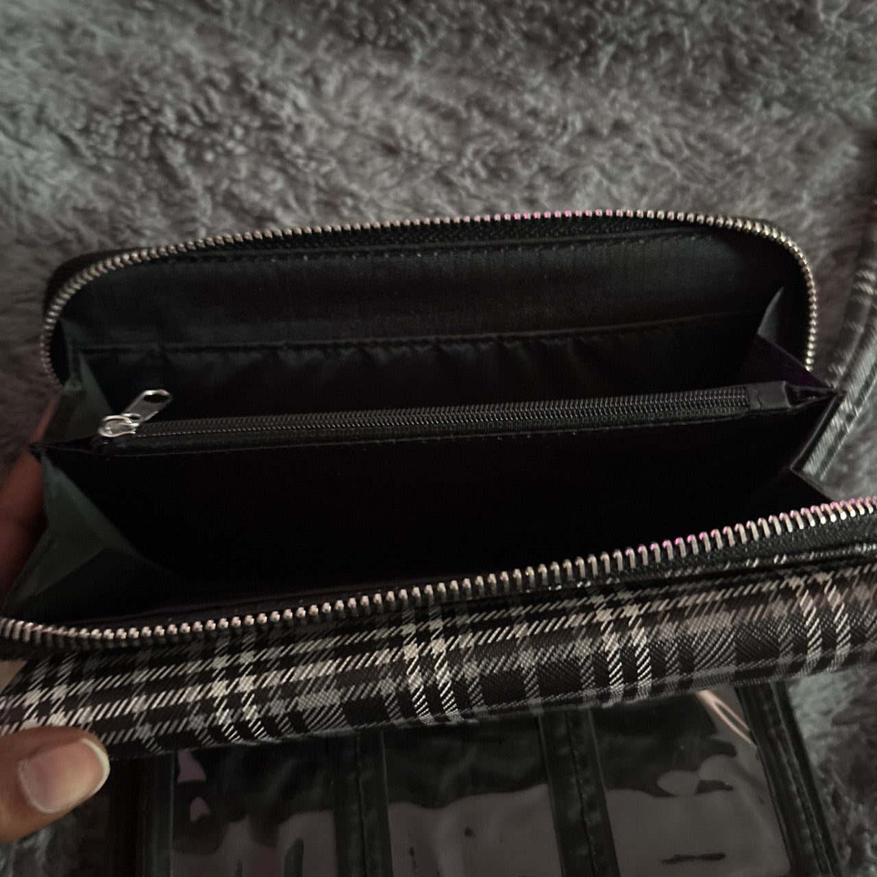 Black & Gray Plaid Envelope Wristlet Clutch