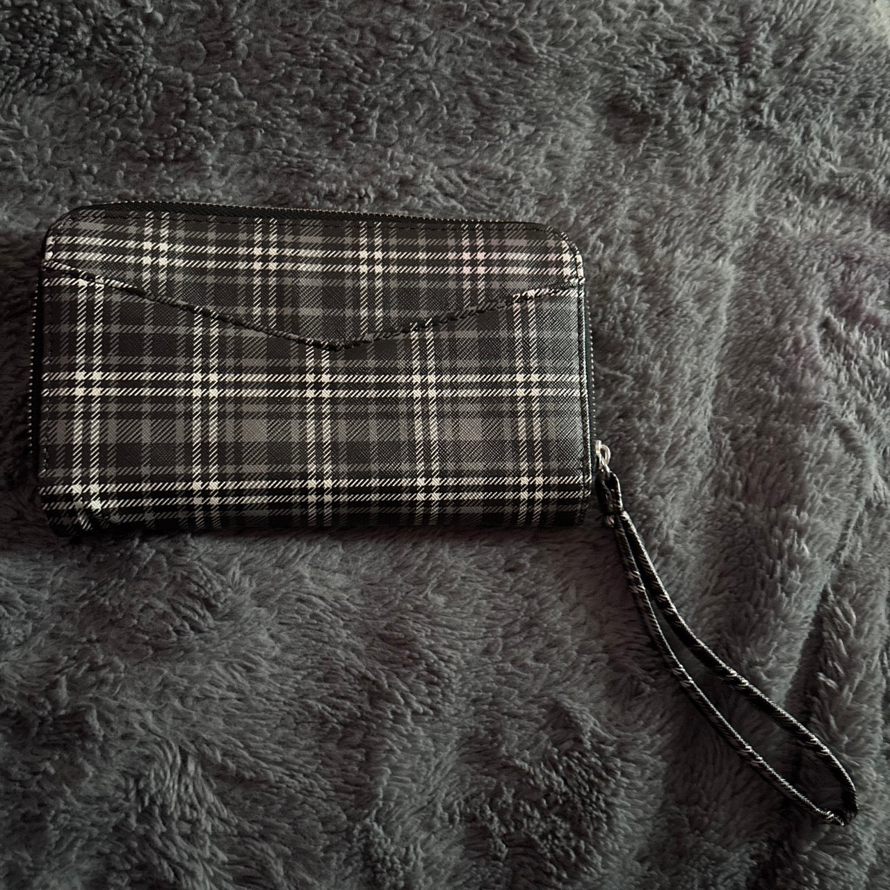 Black & Gray Plaid Envelope Wristlet Clutch