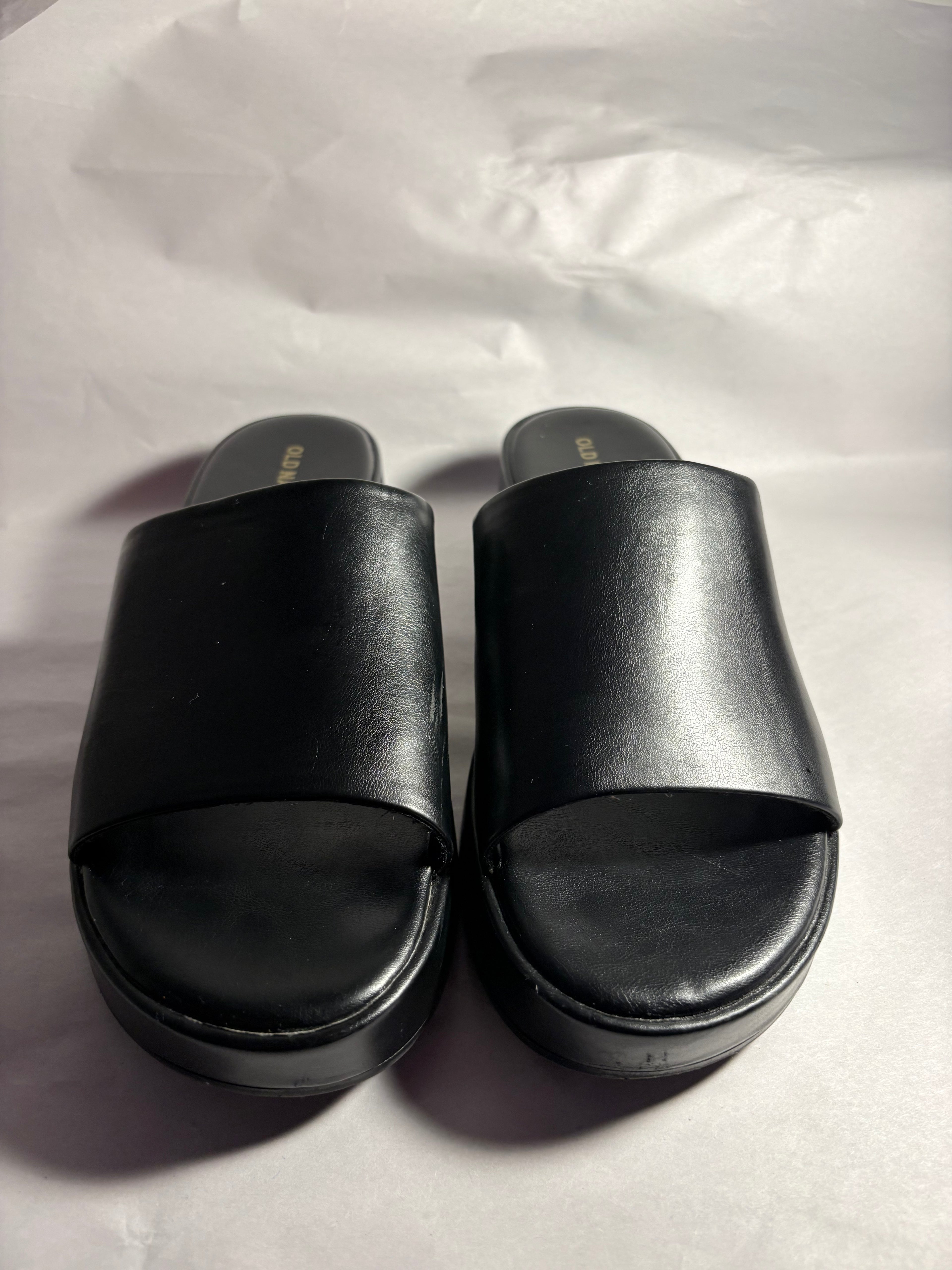 Old Navy Black Platform Slide Sandals